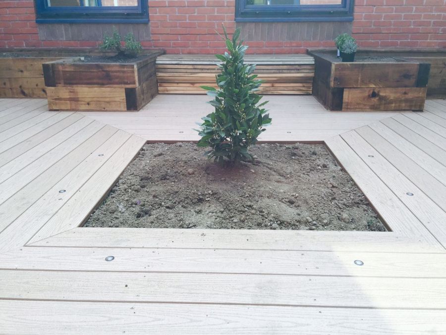 Courtyard Garden, Composite Decking